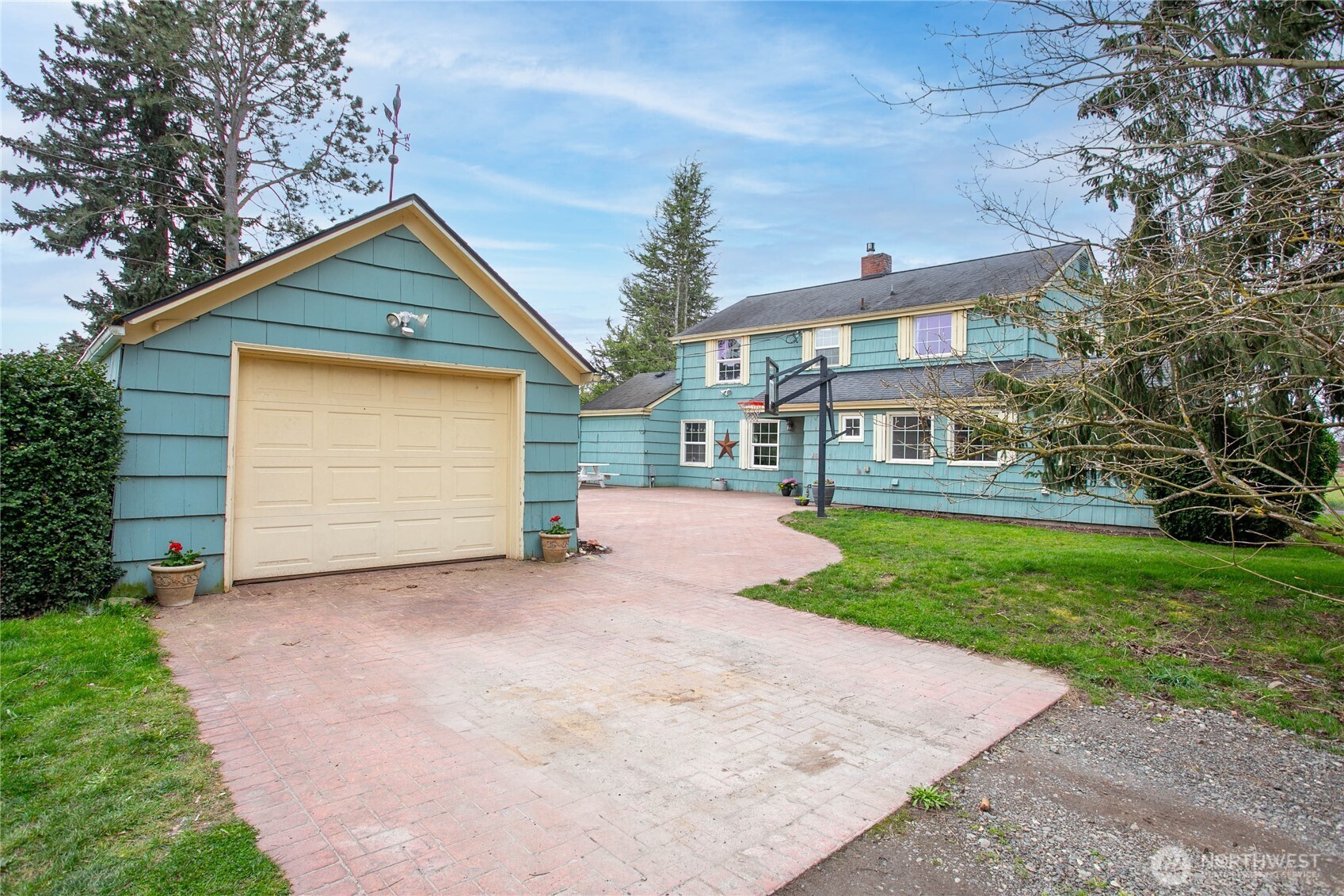 5956 Guide Meridian