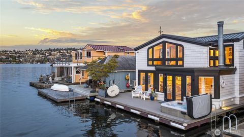 Photo of 2466 Westlake Avenue N #8, Seattle, WA 98109 (MLS # 2511035)