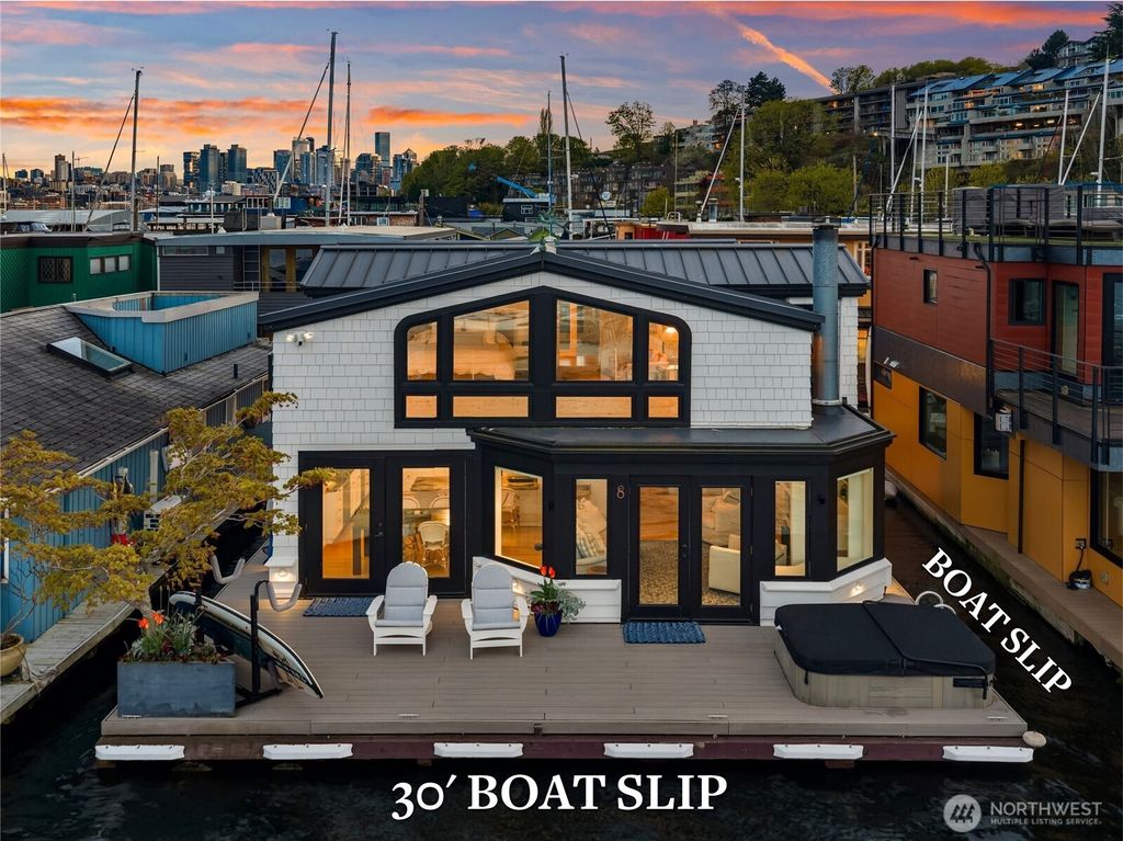 Photo of 2466 Westlake Avenue N #8, Seattle, WA 98109 (MLS # 2511035)