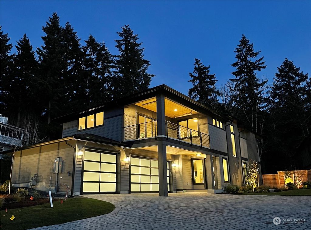 Photo of 7856 120th Place SE, Newcastle, WA 98056 (MLS # 2016442)