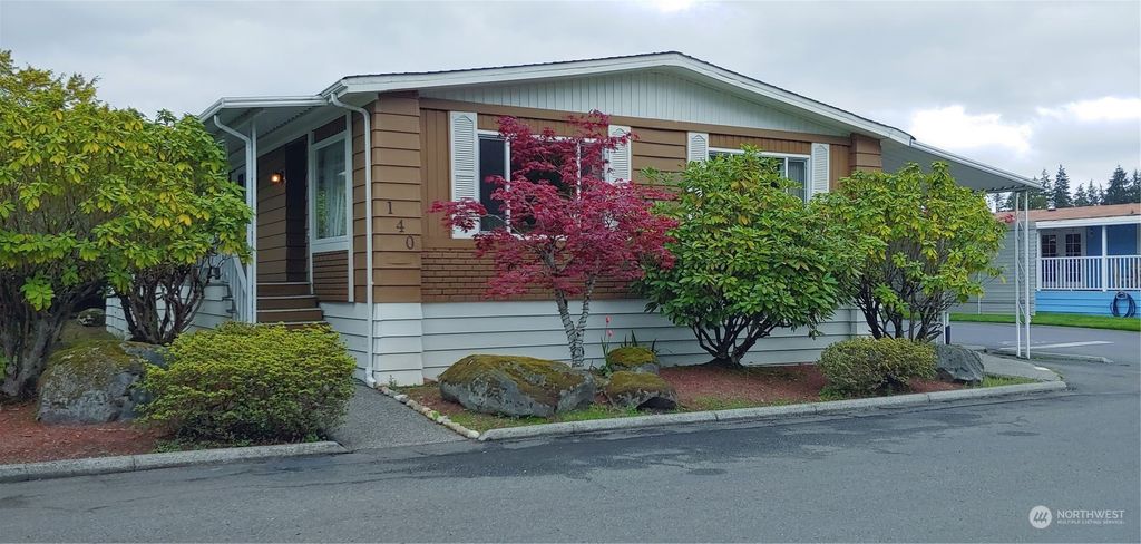 listing image 9365425261116474610
