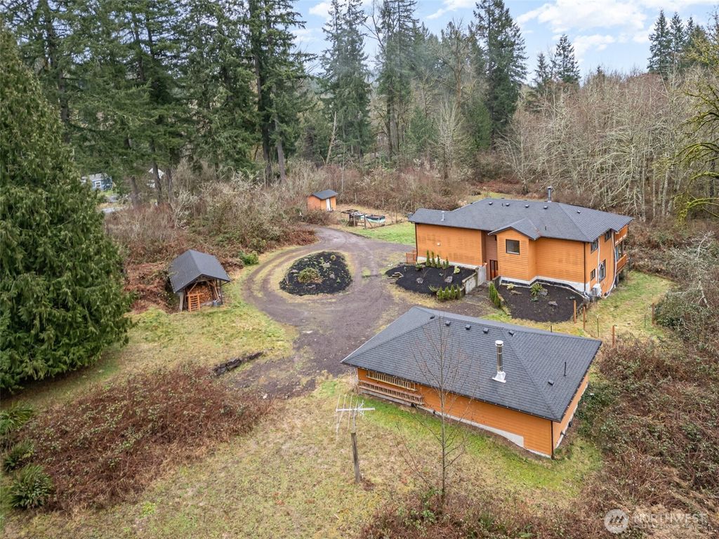 Photo of 19319 320th Avenue NE, Duvall, WA 98019 (MLS # 2340354)