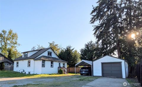 Photo of 415 138th Street E, Tacoma, WA 98445 (MLS # 2514802)