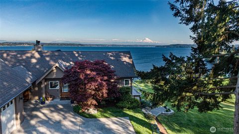 Photo of 16532 87th Avenue SW, Vashon, WA 98070 (MLS # 2518434)