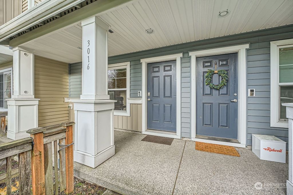 Photo of 3016 SW Bataan Street, Seattle, WA 98126 (MLS # 2320170)