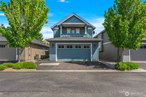 Photo of 2452 NW Columbia Avenue #44, East Wenatchee, WA 98802 (MLS # 2524184)