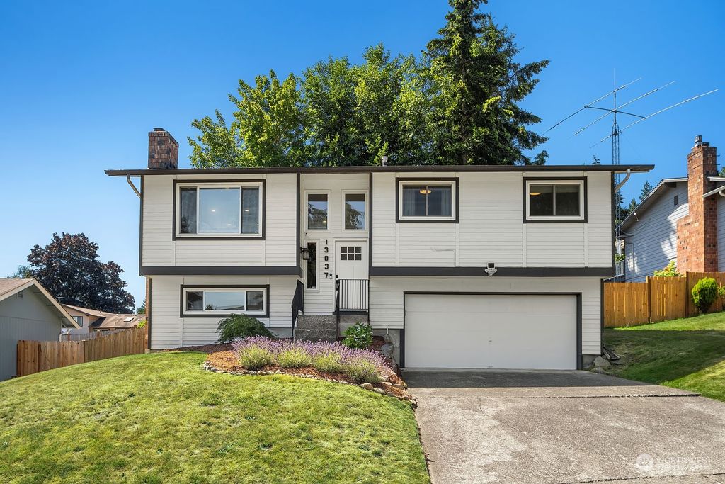 Photo of 13037 SE 159th Place, Renton, WA 98058 (MLS # 2263733)