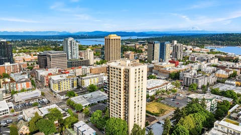Photo of 4540 8th Avenue NE #1002, Seattle, WA 98105 (MLS # 2571241)