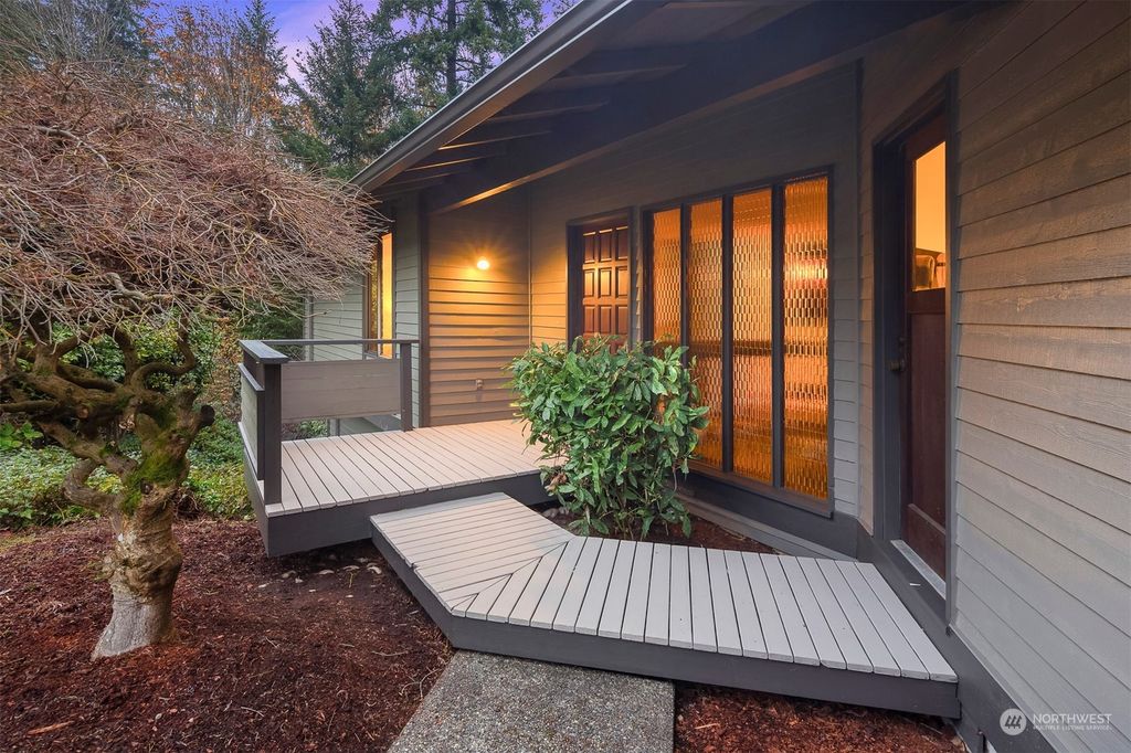 Photo of 2412 170th Place SE, Bellevue, WA 98008 (MLS # 2188462)