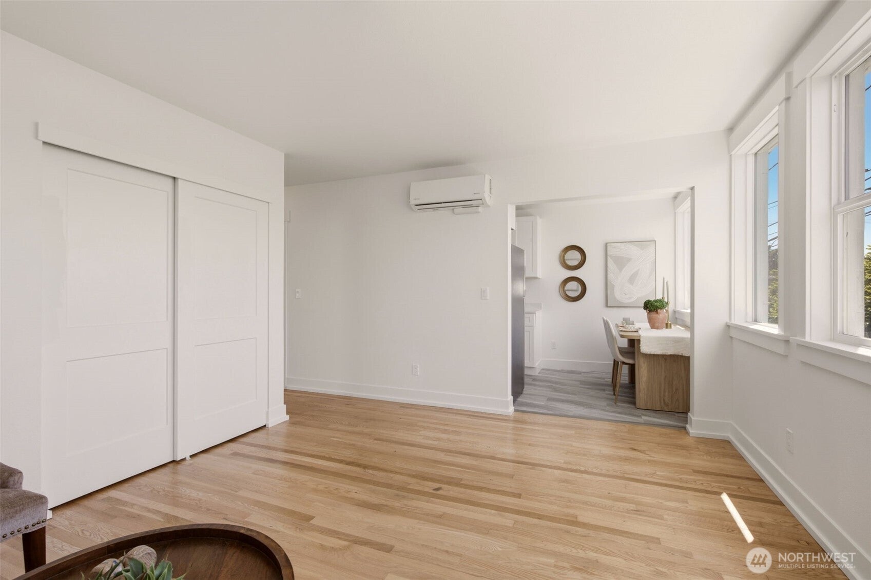 5435 S M Street 202