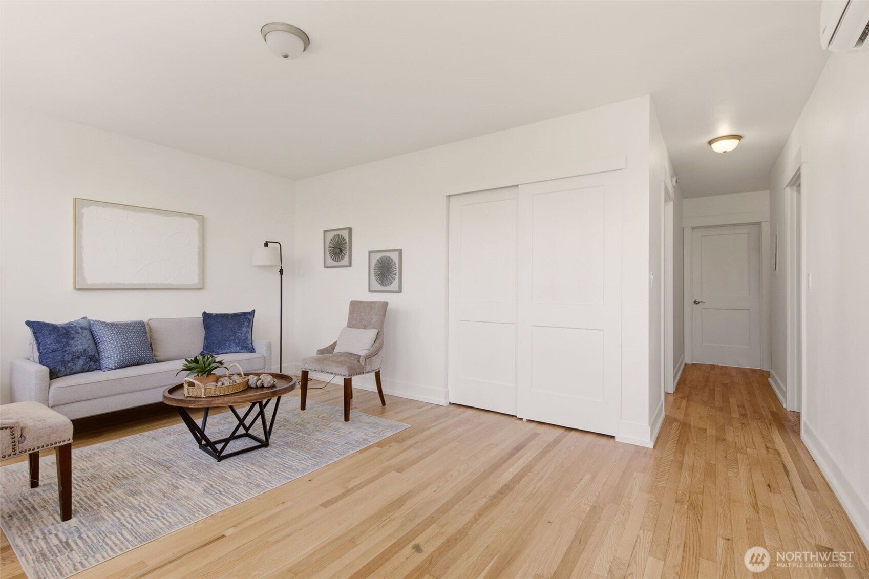 5435 S M Street 202