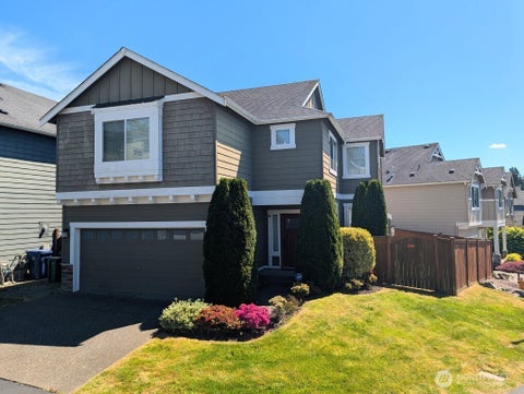 Photo of 1830 145th Street SW, Lynnwood, WA 98087 (MLS # 2533831)