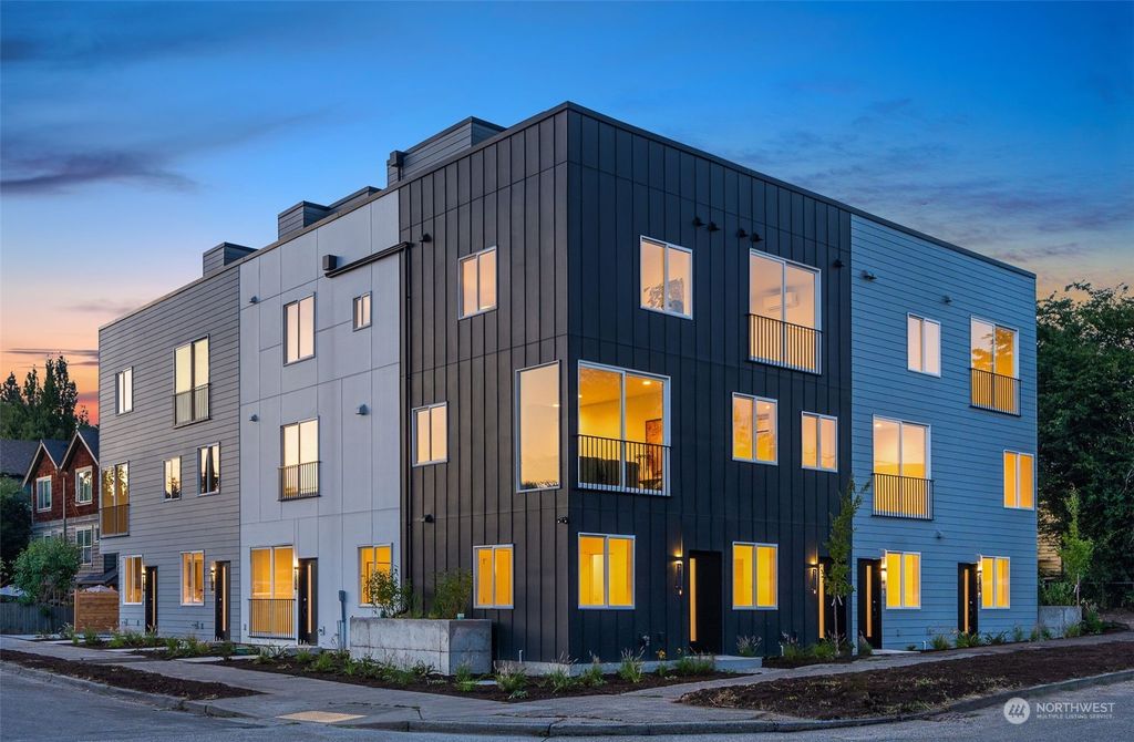 Photo of 3100 S Walden Street, Seattle, WA 98144 (MLS # 2170768)