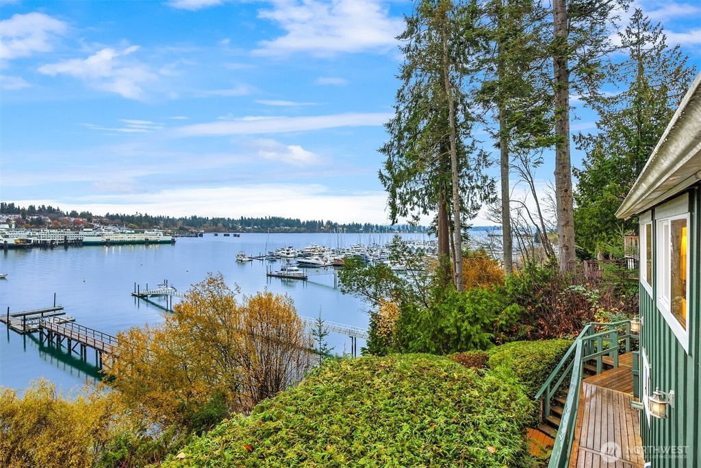 Photo of 9986 NE Ewing Street, Bainbridge Island, WA 98110 (MLS # 2457967)
