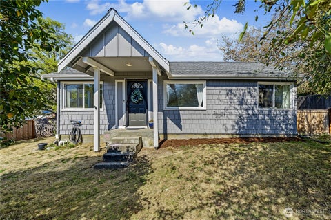 Photo of 503 Gove Street, Steilacoom, WA 98388 (MLS # 2578197)
