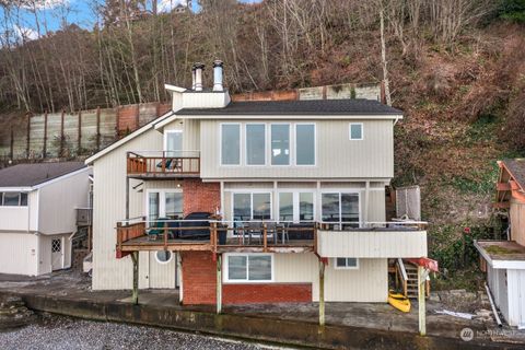 A home in Bainbridge Island