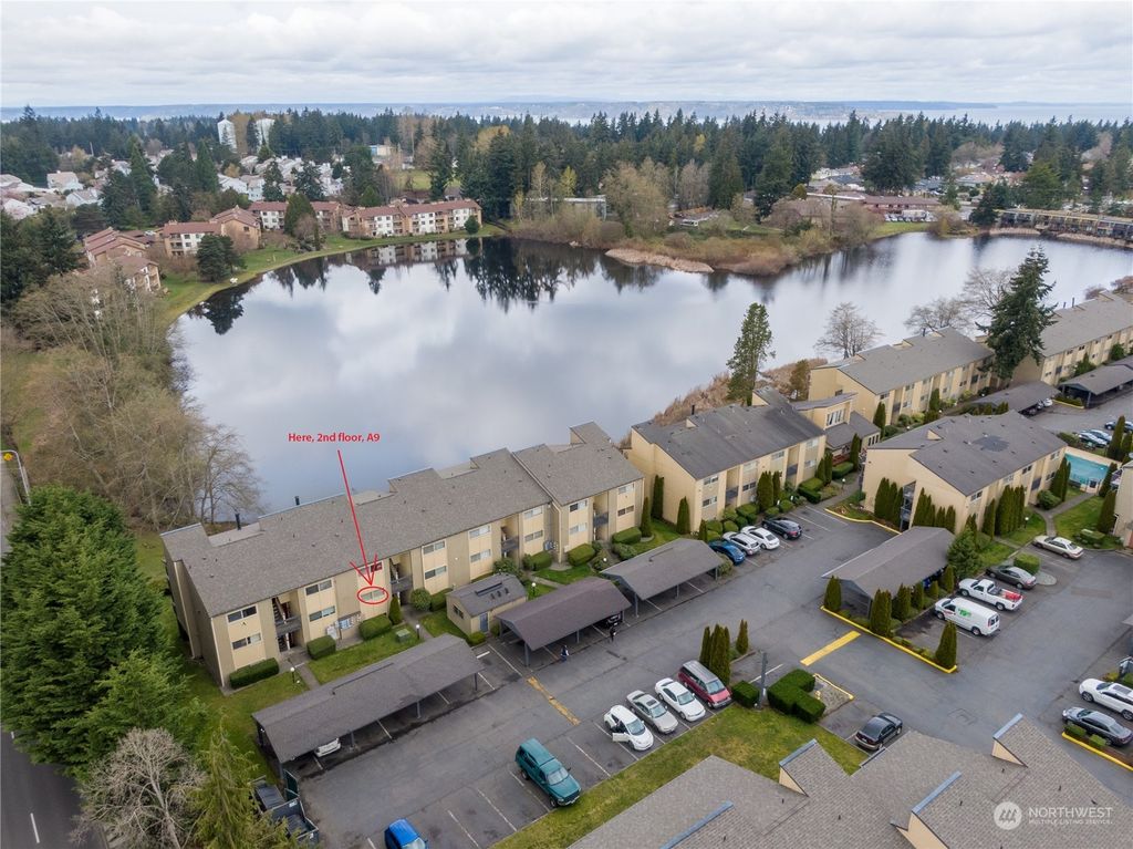 Photo of 31003 14th Avenue S #9, Federal Way, WA 98003 (MLS # 2056168)