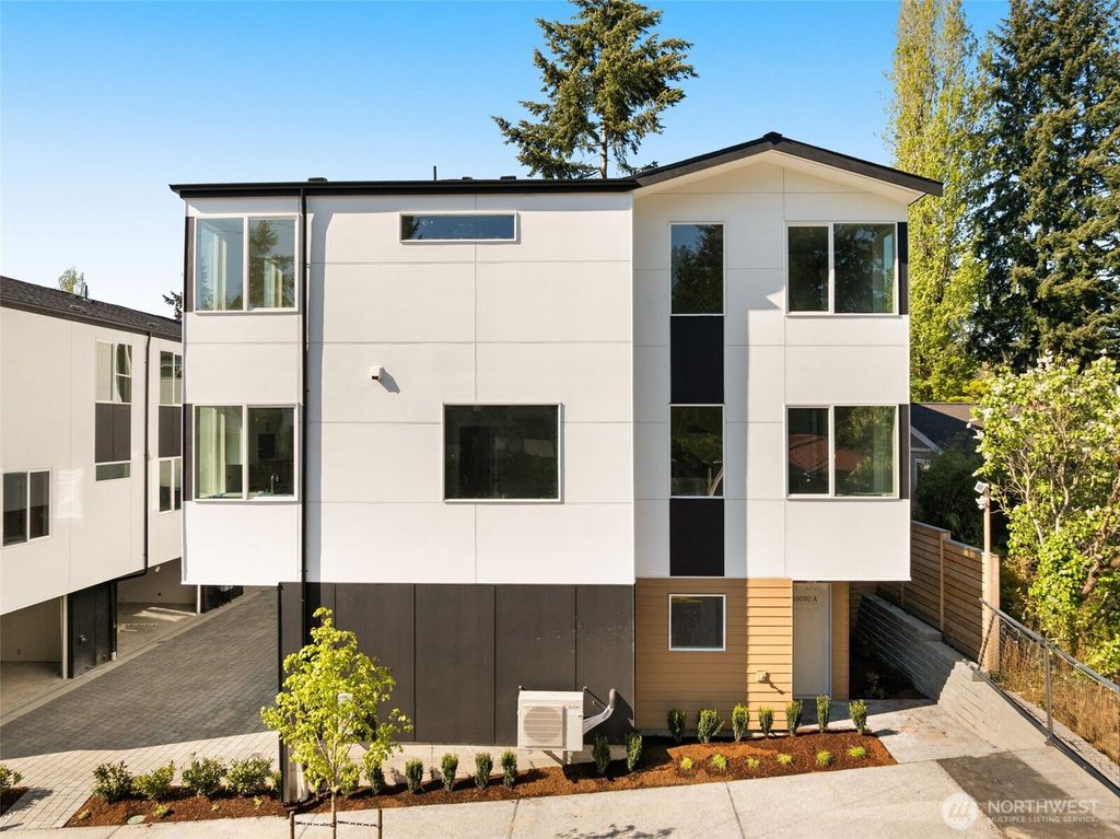 Photo of 18002 C 10th Avenue NE, Shoreline, WA 98155 (MLS # 2500436)