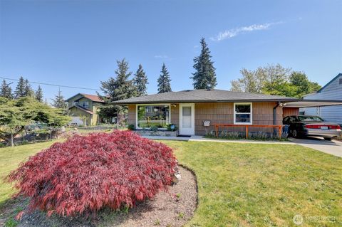 5711 Lombard Avenue, Everett, WA 98203 - MLS#: 2371348