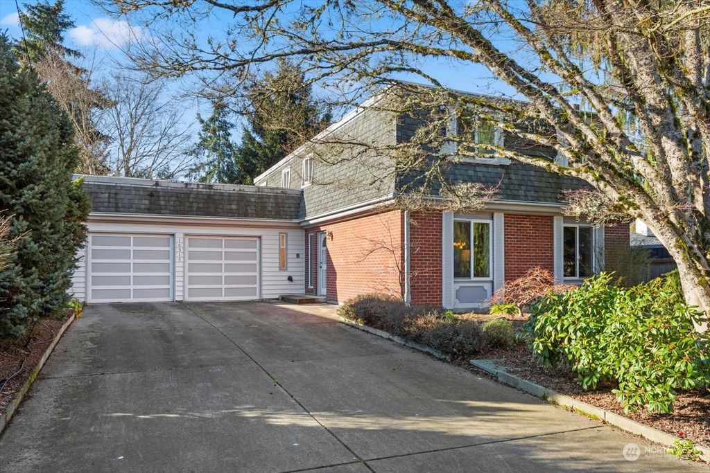 Photo of 10313 40th Avenue NE, Seattle, WA 98125 (MLS # 2321300)