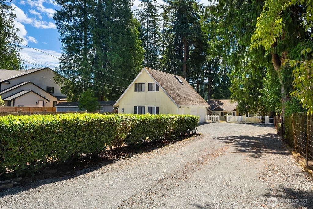 Photo of 17463 SE 192nd Drive, Renton, WA 98058 (MLS # 2557998)