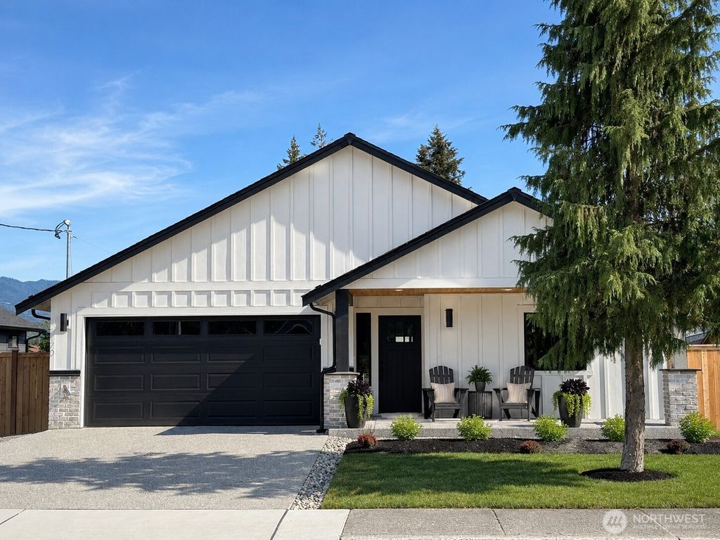 Photo of 1170 Darrington Street, Darrington, WA 98241 (MLS # 2496880)