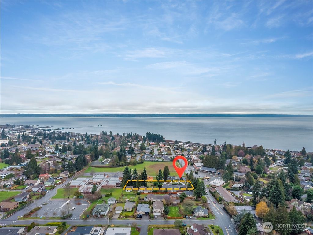 Photo of 1020 Puget Drive, Edmonds, WA 98020 (MLS # 2482721)