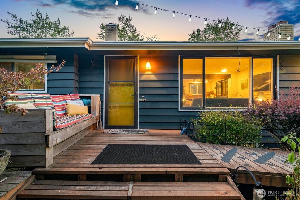 Photo of 11803 14th Avenue S, Seattle, WA 98168 (MLS # 2418478)