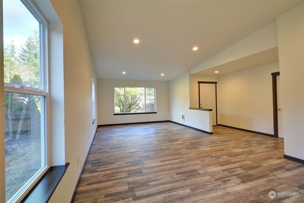 Photo of 10826 107th Avenue NE, Arlington, WA 98223 (MLS # 2199350)