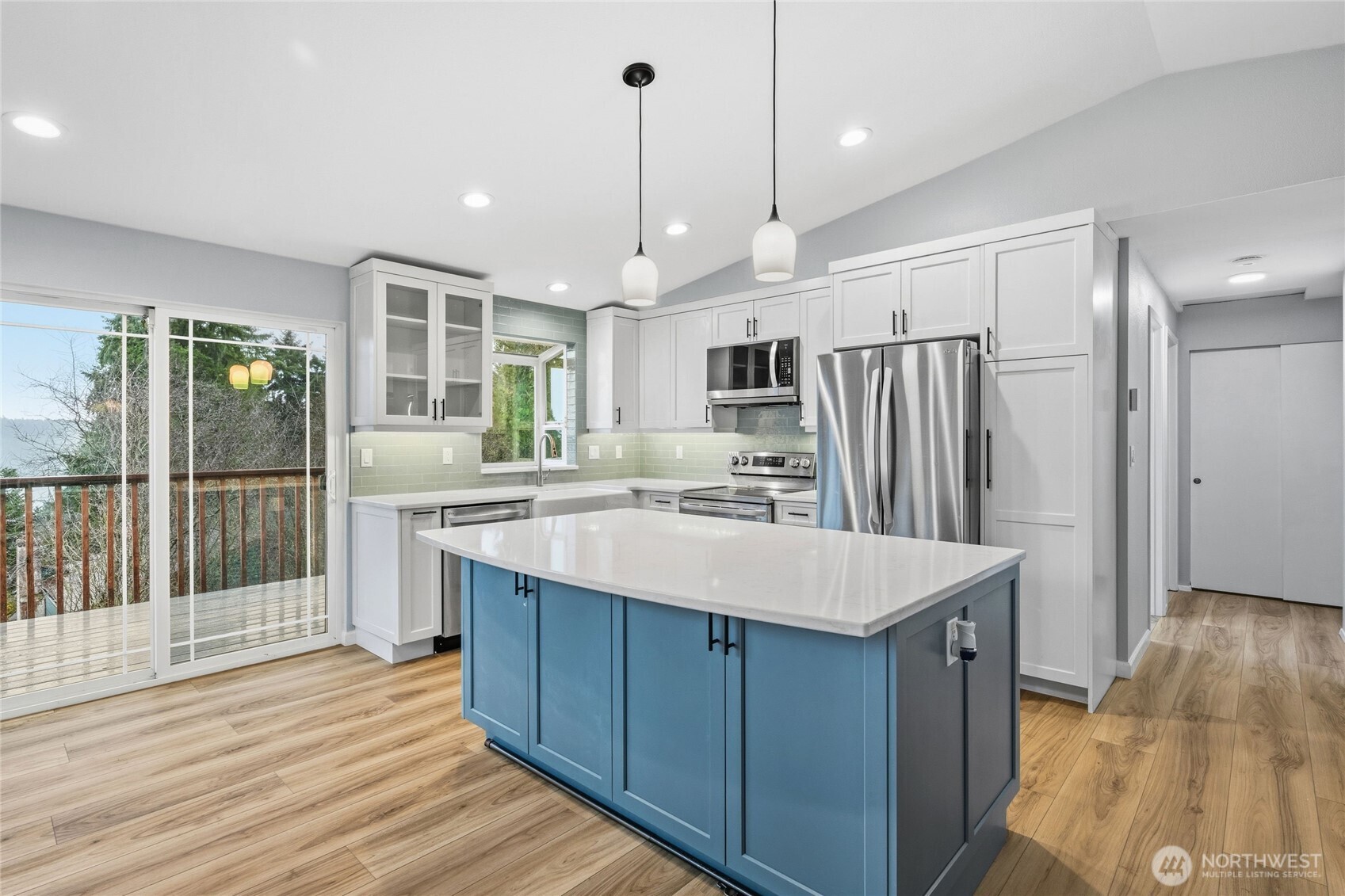 5824 Olive Avenue NE