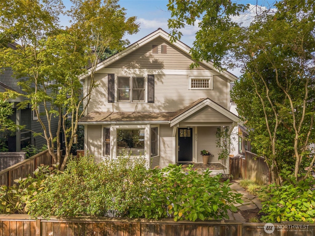 Photo of 805 33rd Avenue E, Seattle, WA 98112 (MLS # 2576677)