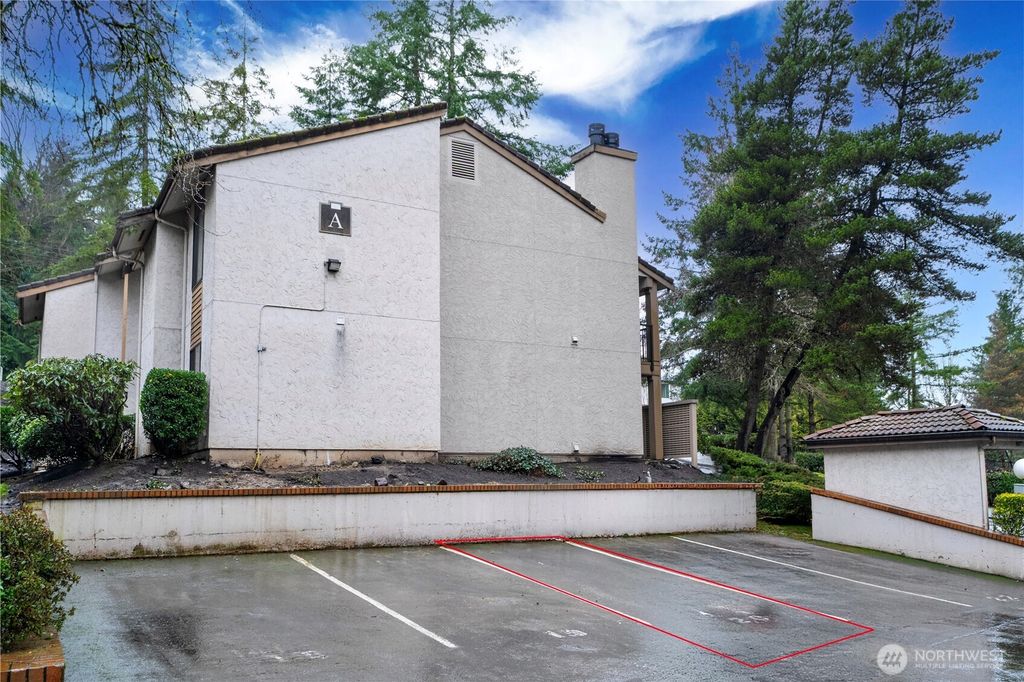 Photo of 10401 NE 32nd Place #A101, Bellevue, WA 98004 (MLS # 2466342)