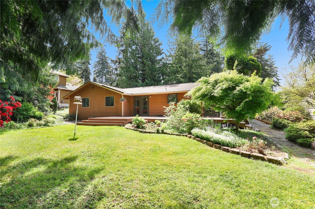 Photo of 7130 44th Place W, Mukilteo, WA 98275 (MLS # 2374267)