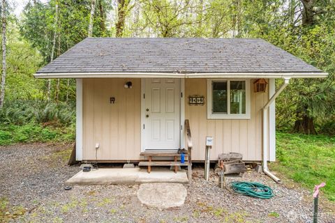 Photo of 124 Raydel Drive, Mossyrock, WA 98564 (MLS # 2510643)