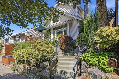 Photo of 1528 1st Avenue W, Seattle, WA 98119 (MLS # 2525524)