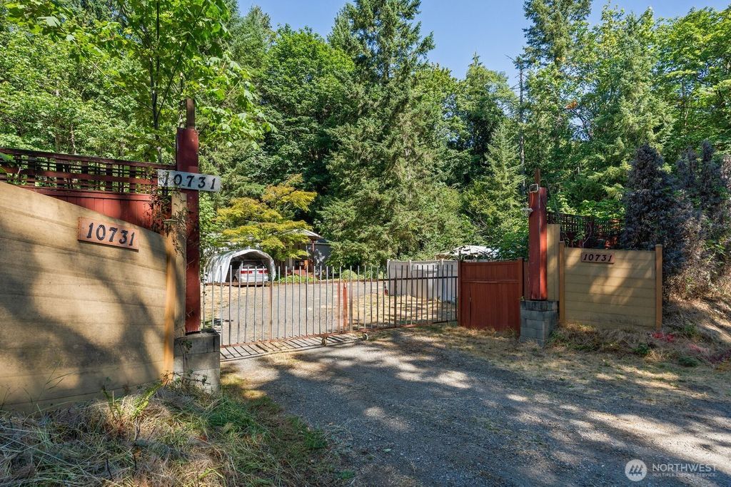 Photo of 10731 SE Renton Issaquah Road, Issaquah, WA 98027 (MLS # 2419890)
