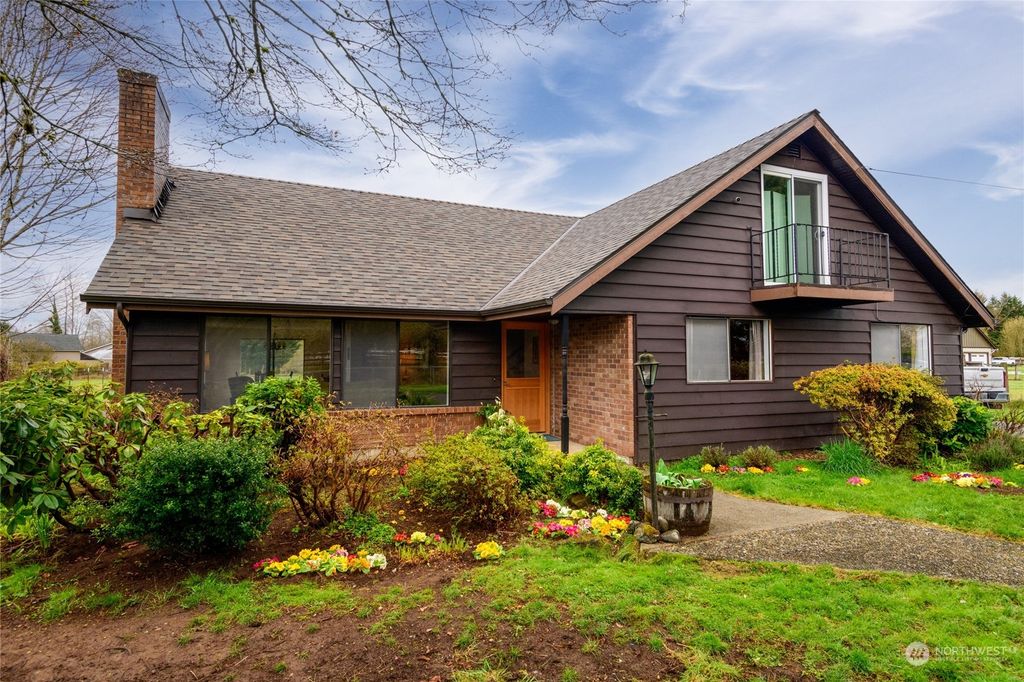 Photo of 32010 NE 24th Street, Carnation, WA 98014 (MLS # 2047581)