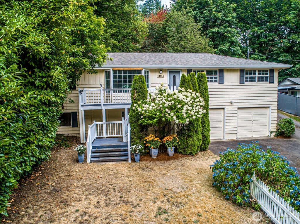 Photo of 14534 183rd Avenue SE, Renton, WA 98059 (MLS # 2411450)