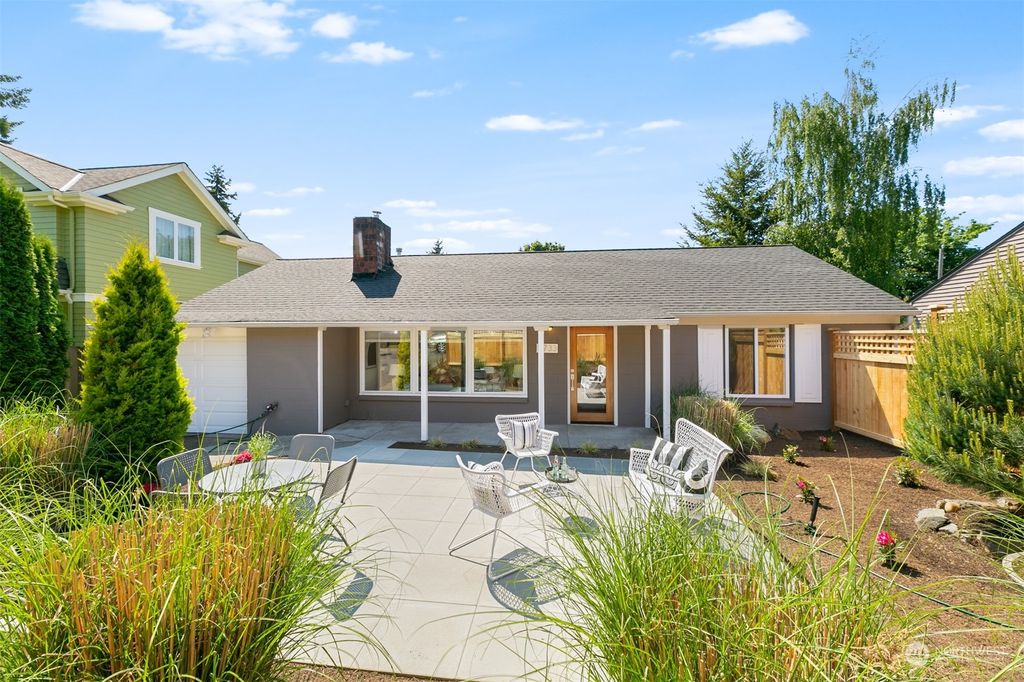 Photo of 11733 4th Avenue NW, Seattle, WA 98177 (MLS # 2071880)
