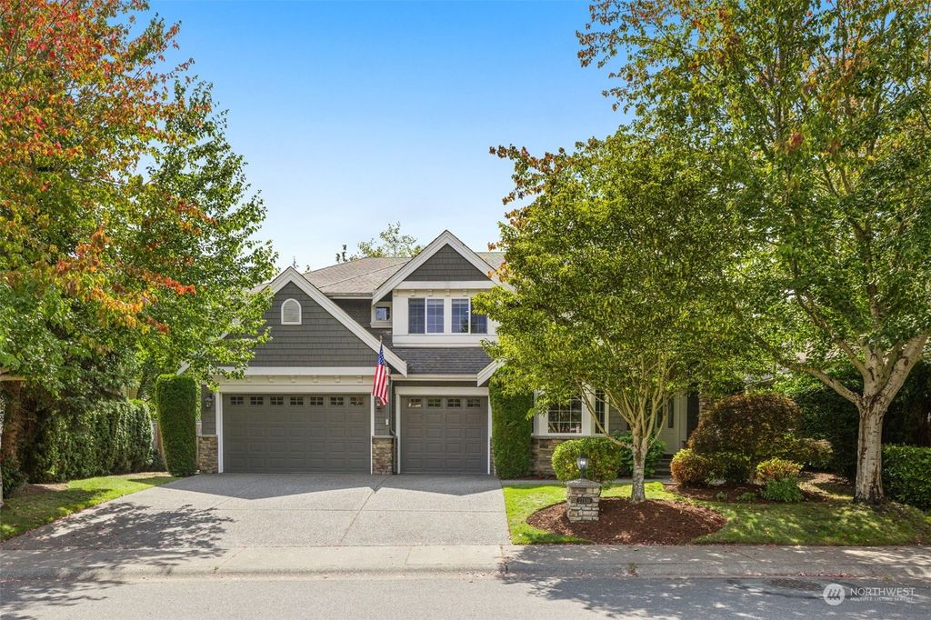 Photo of 27539 SE 30th Street, Sammamish, WA 98075 (MLS # 2278761)
