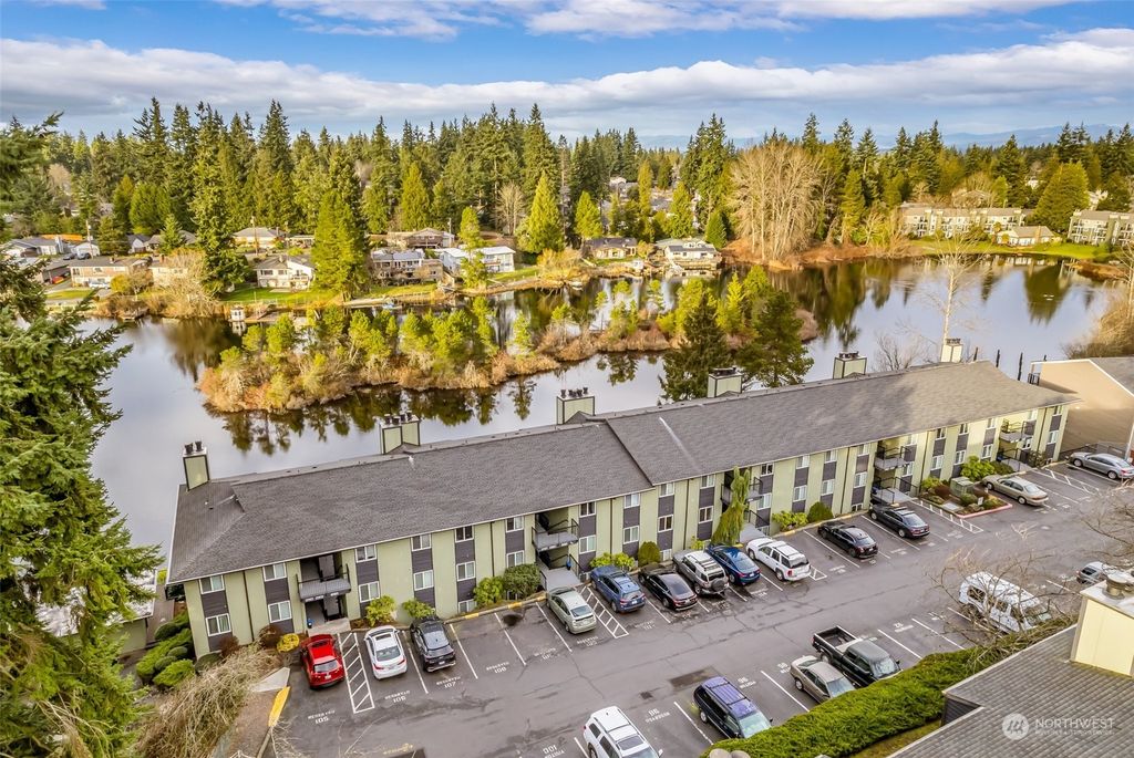 Photo of 615 75th Street SE #C-47, Everett, WA 98203 (MLS # 2188411)