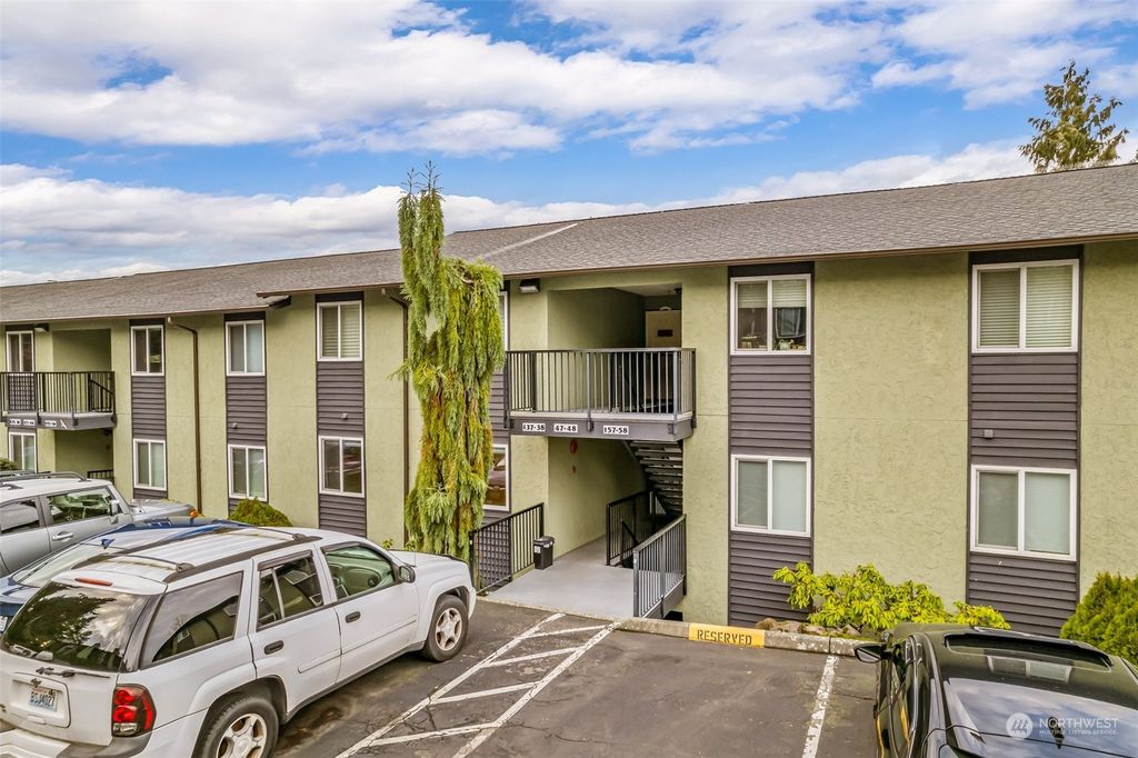 Photo of 615 75th Street SE #C-47, Everett, WA 98203 (MLS # 2188411)