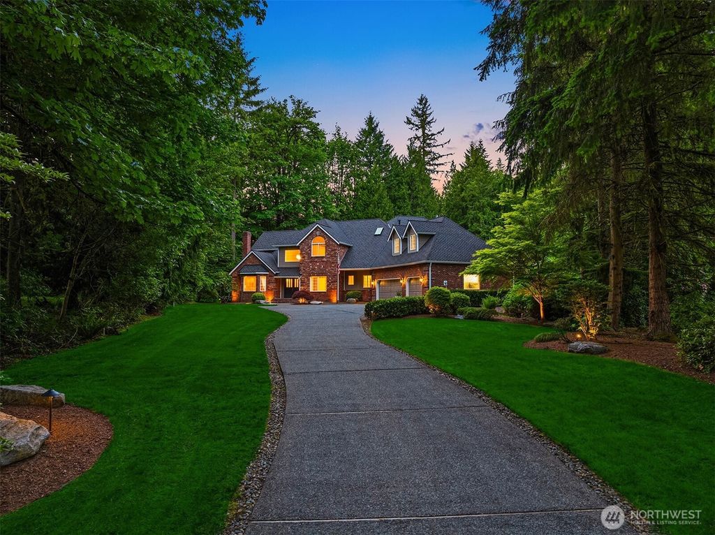 Photo of 23401 82nd Avenue SE, Woodinville, WA 98072 (MLS # 2479797)