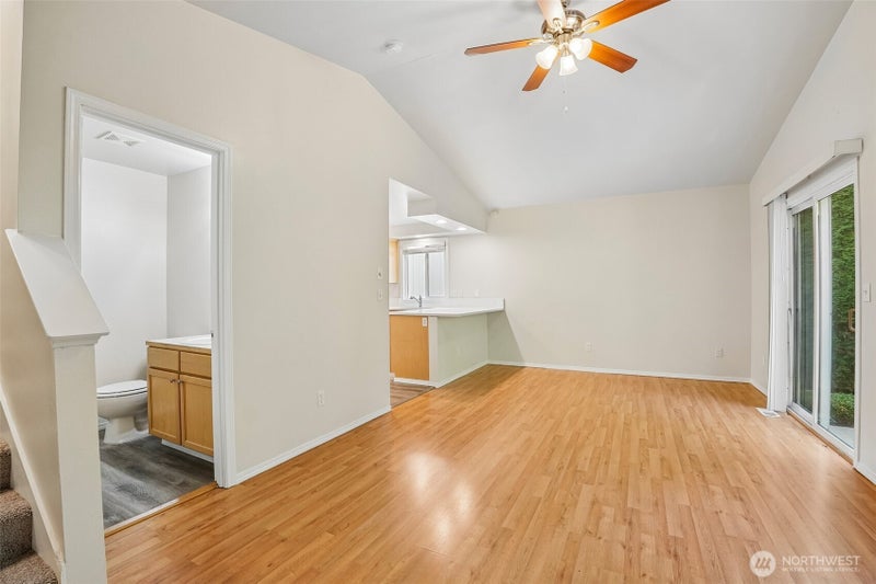 10512 56th Drive NE