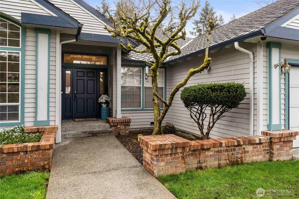Photo of 2739 SW 343rd Place, Federal Way, WA 98023 (MLS # 2352521)