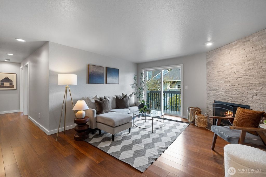 Photo of 16817 Larch Way #C206, Lynnwood, WA 98037 (MLS # 2351385)