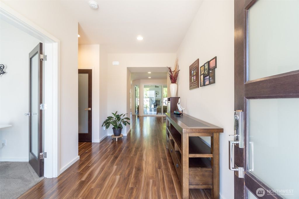 Photo of 5852 S 326th Court, Auburn, WA 98001 (MLS # 2529345)