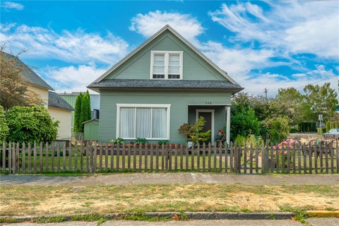 Photo of 246 4th Avenue NW, Puyallup, WA 98371 (MLS # 2599726)