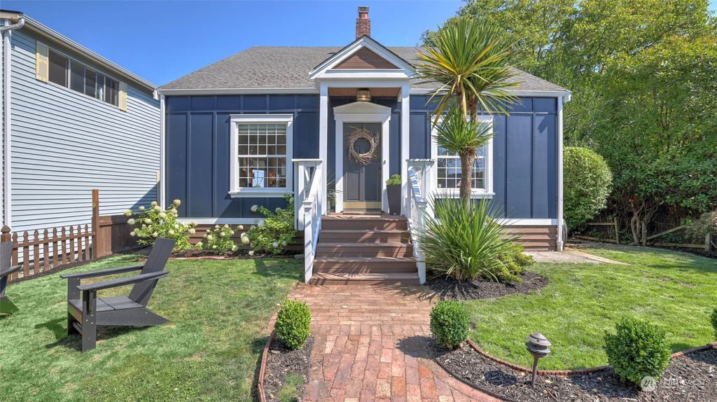 Photo of 4410 33rd Avenue S, Seattle, WA 98118 (MLS # 2154937)