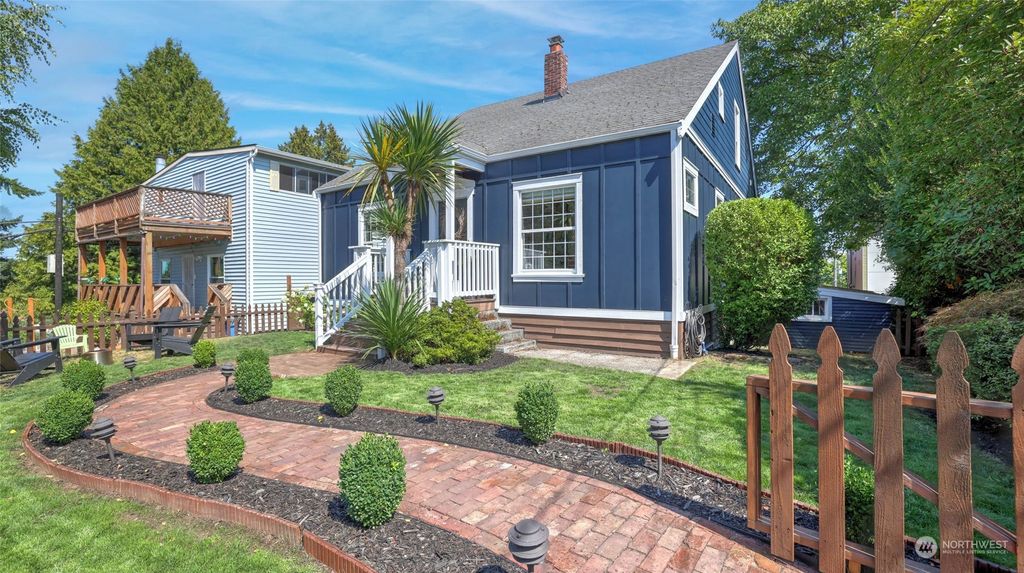 Photo of 4410 33rd Avenue S, Seattle, WA 98118 (MLS # 2154937)